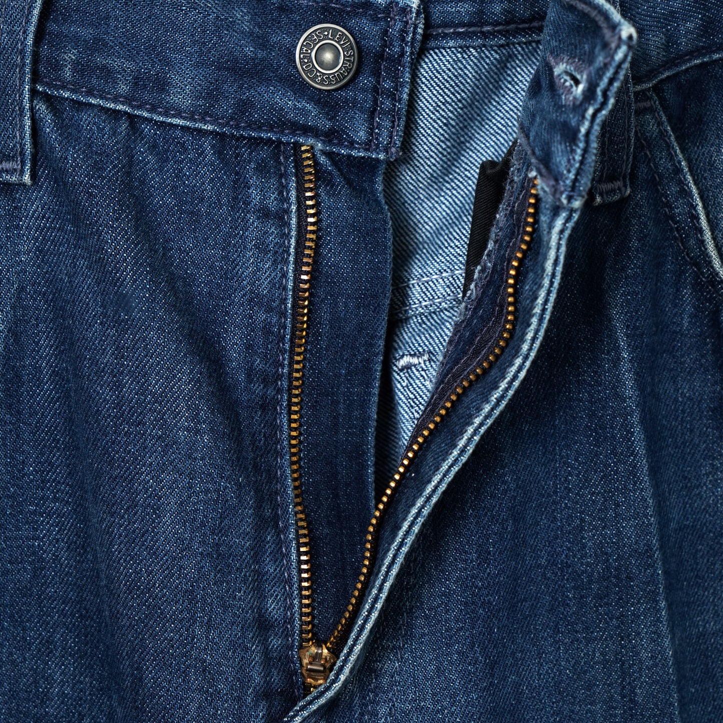 Levi’s Sta-Prest Denim Pants / Early ’90s-Mid '90s (Made in Spain)