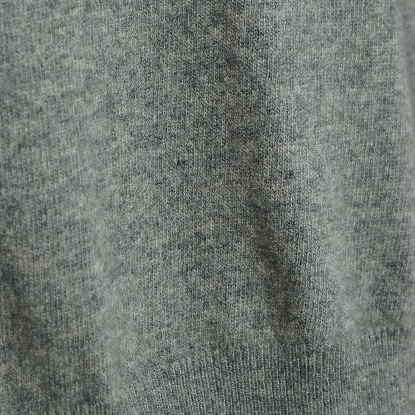 Glanbrig of Scotland Cashmere Sweater / Late ’80s–Early ’90s (Made in Sctotland)