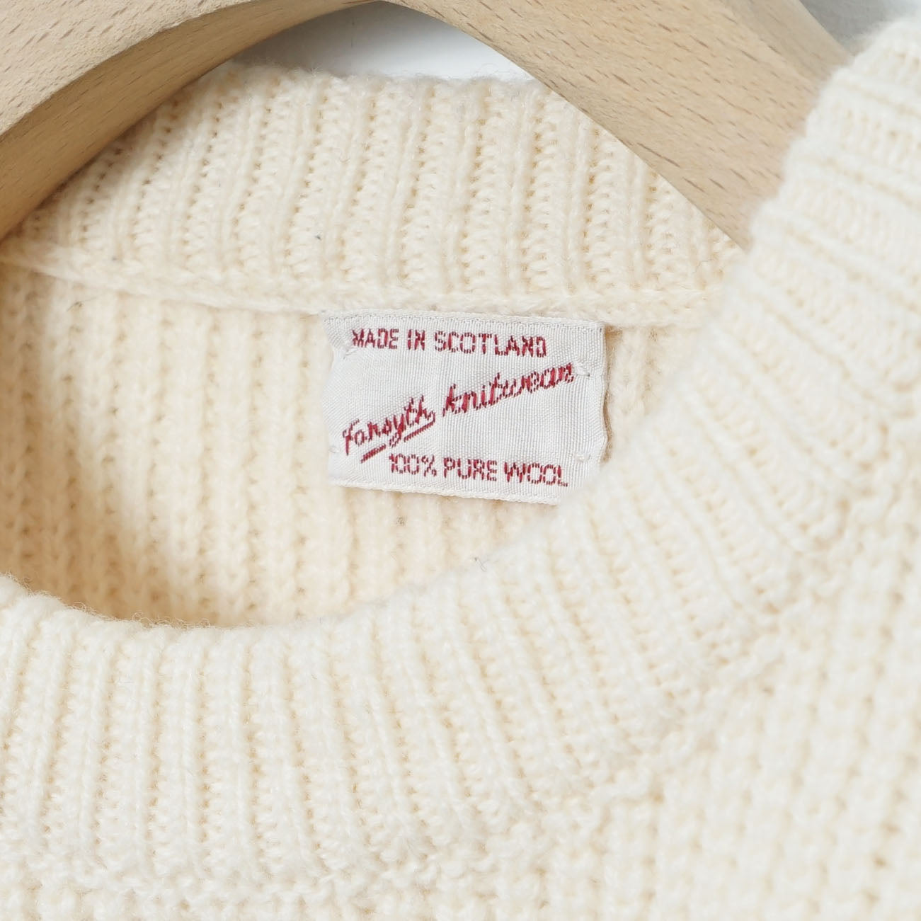 Forsyth knitwear Lambs Wool Crew Neck Sweater / Late ’90s–Early ’00s (Made in Scotland)