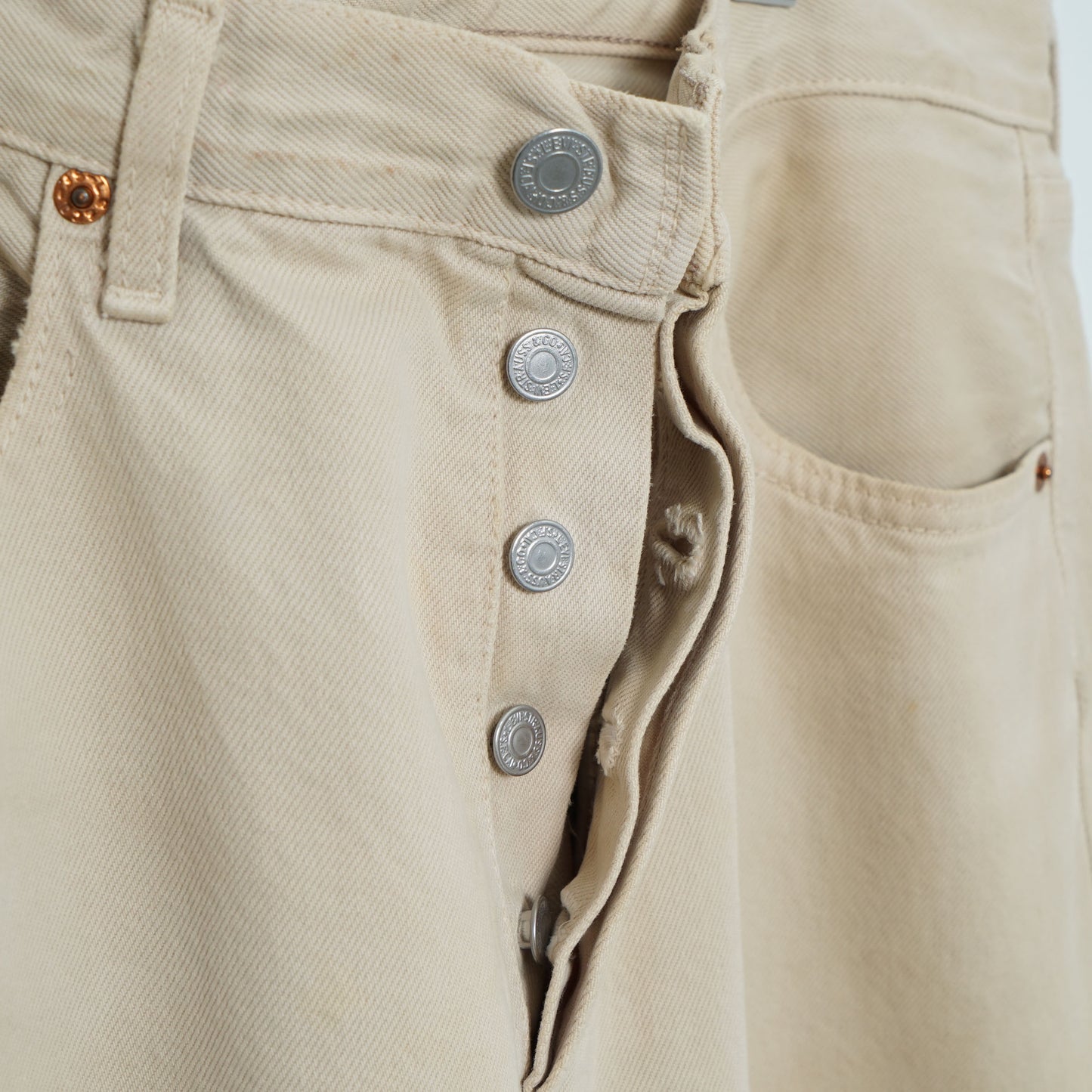 Levi’s 5 Pocket Ecru Denim Pants / Late ’90s (Made in France)