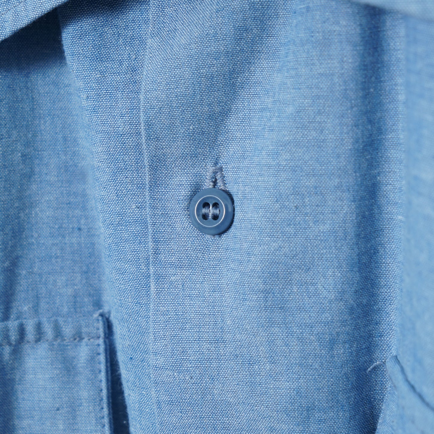 U.S. Military Blue Chambray Utility Shirt / Late '70s-Early '80s (Made in USA)