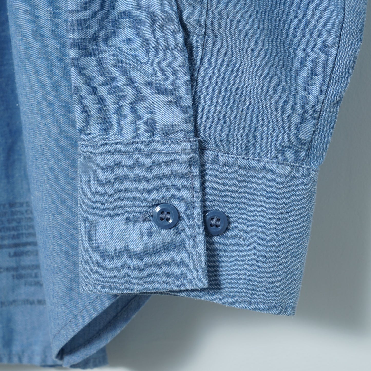 U.S. Military Blue Chambray Utility Shirt / Late '70s-Early '80s (Made in USA)
