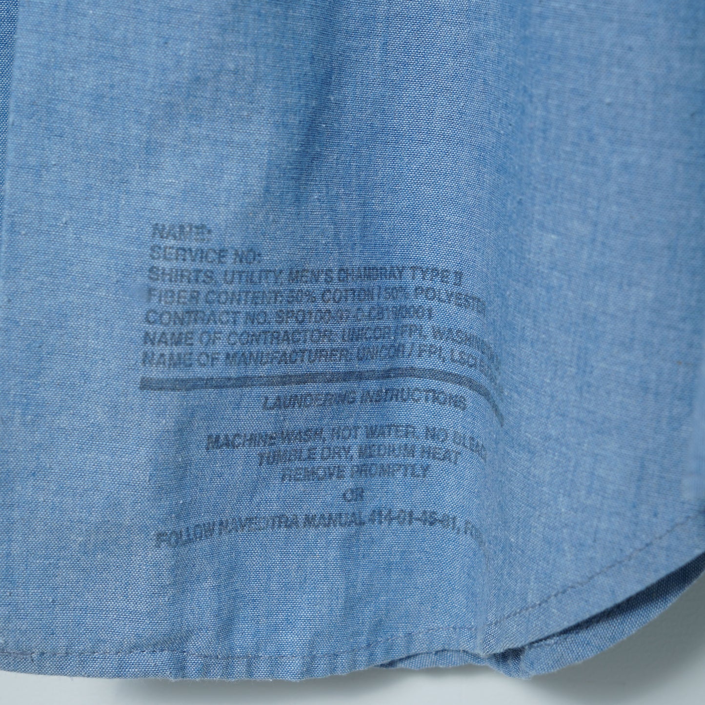 U.S. Military Blue Chambray Utility Shirt / Late '70s-Early '80s (Made in USA)