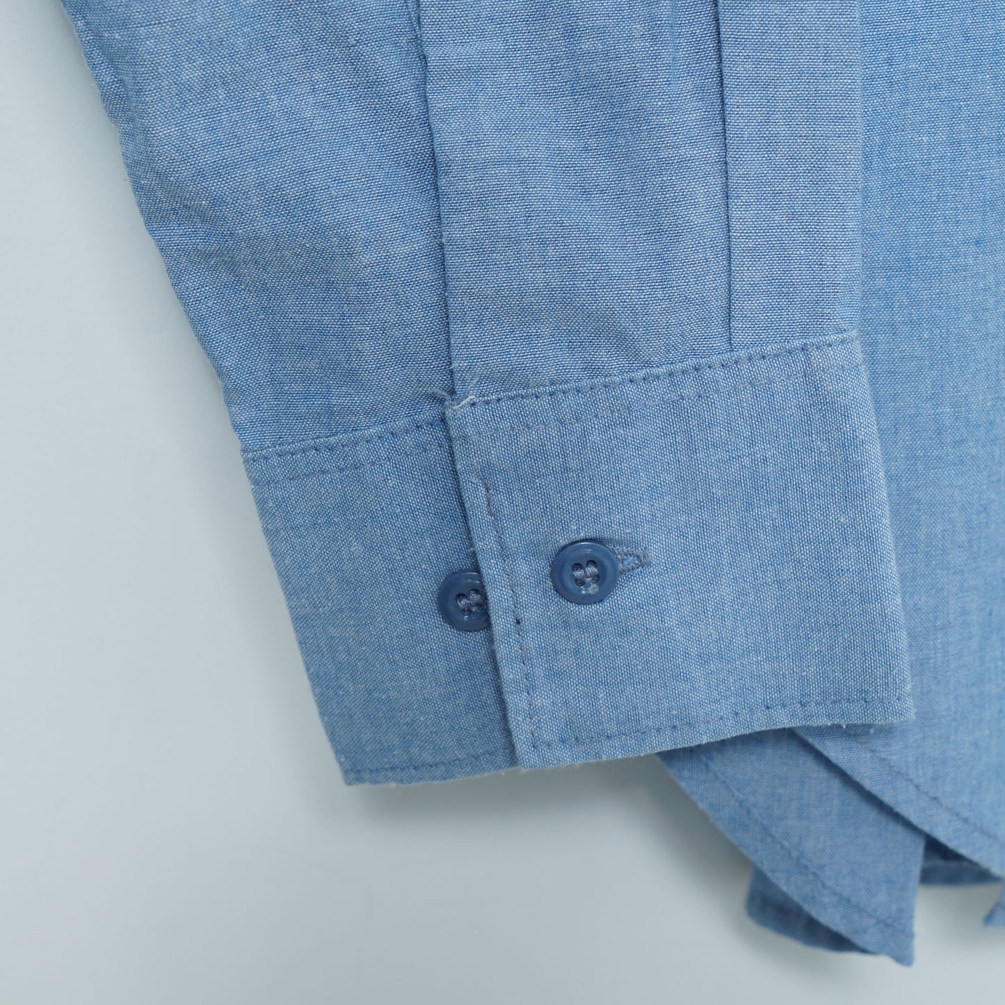 U.S. Military Blue Chambray Utility Shirt / Late '70s-Early '80s (Made in USA)