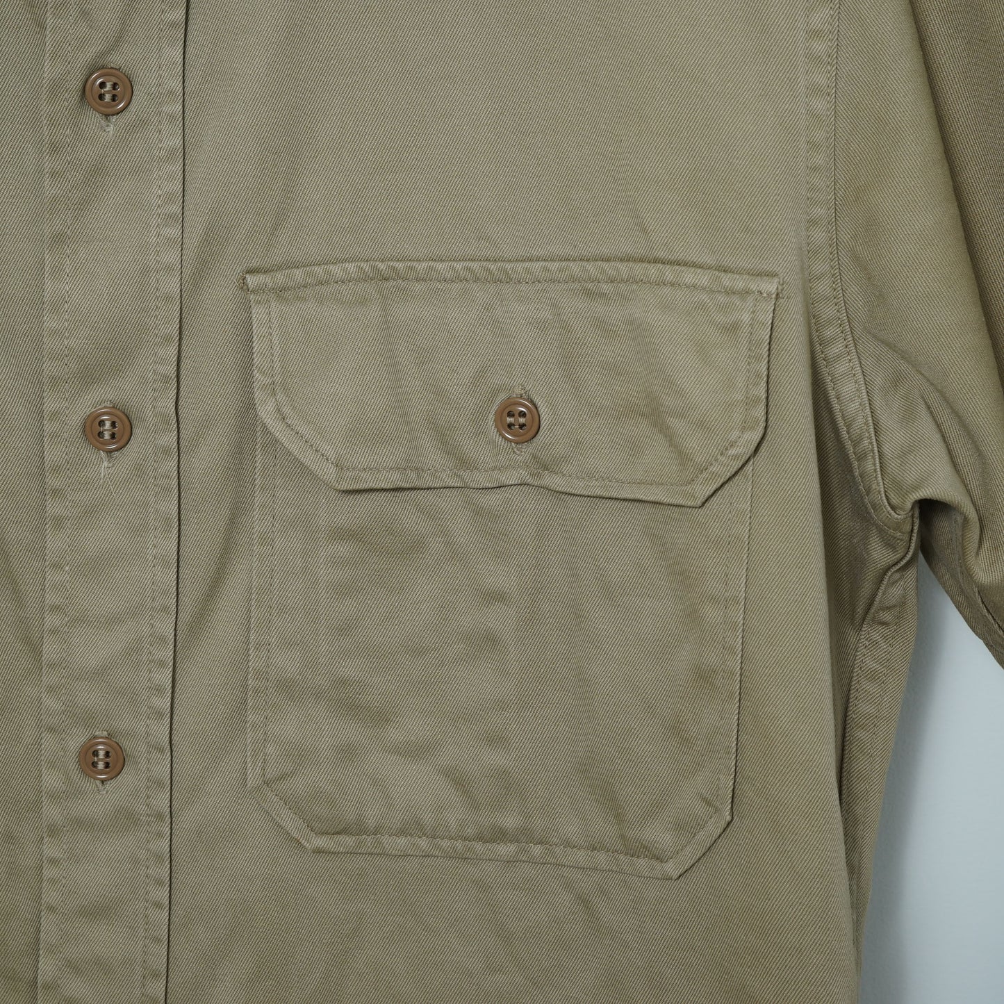 U.S. Military Cotton Sateen Utility Shirt / Late '60s-Early '70s (Made in USA)