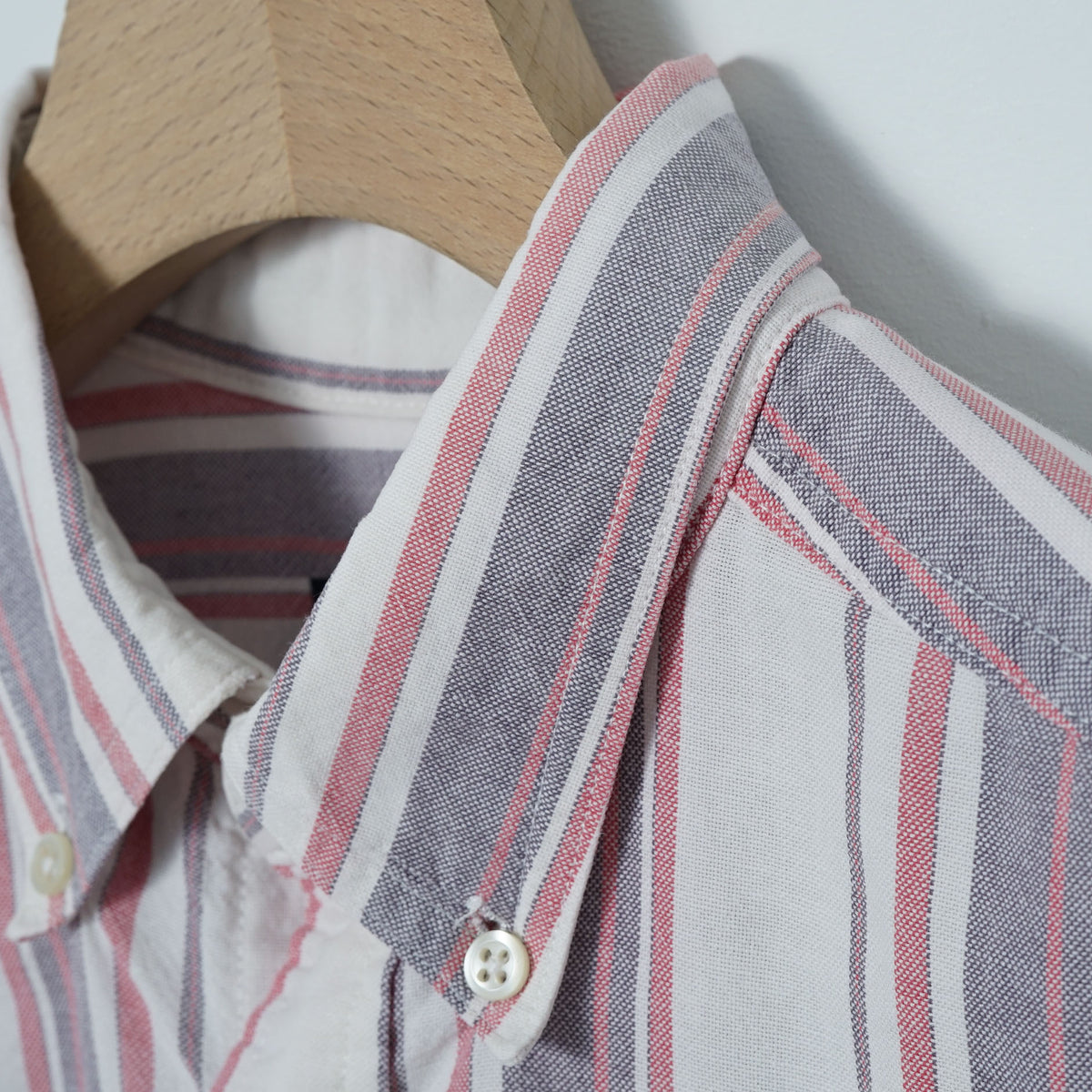 Gap Cotton Strip BD Shirt / Early ’90s-Mid ’90s (Made in USA)