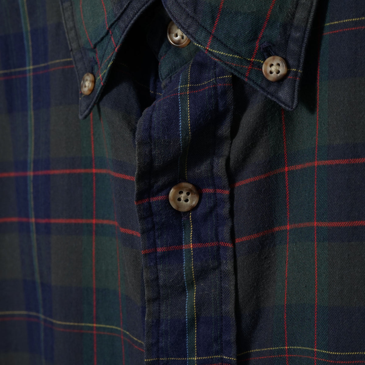 Gitman Bros. for Bailiwick Clothiers Tartan Check BD Shirt / Late '80s-Early '90s (Made in USA)